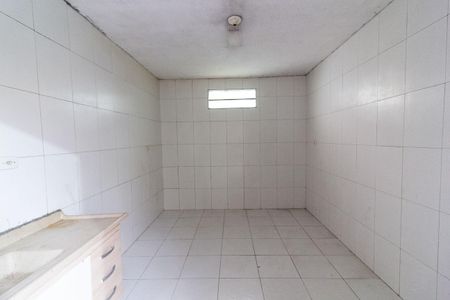 Casa para alugar com 120m², 2 quartos e 2 vagasEdícula