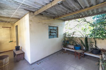 Casa para alugar com 120m², 2 quartos e 2 vagasTerraço