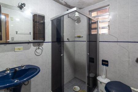 Casa para alugar com 120m², 2 quartos e 2 vagasBanheiro Social