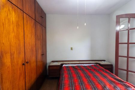 Casa para alugar com 120m², 2 quartos e 2 vagasQuarto 1