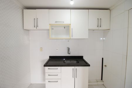 Apartamento à venda com 45m², 2 quartos e 1 vagaSala / Cozinha