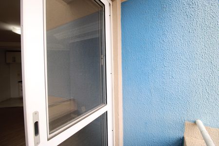 Apartamento à venda com 45m², 2 quartos e 1 vagaSala / Cozinha - Varanda