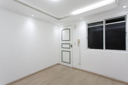 Apartamento para alugar com 48m², 2 quartos e 1 vaga Apartamento para alugar com 48m², 2 quartos e 1 vagaSala