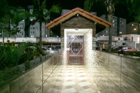 Apartamento para alugar com 48m², 2 quartos e 1 vaga Apartamento para alugar com 48m², 2 quartos e 1 vagaEntrada do Bloco