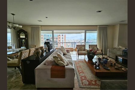 Apartamento à venda com 3 quartos, 216m² em Jardim Vila Mariana, São Paulo
