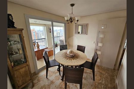 Apartamento à venda com 3 quartos, 216m² em Jardim Vila Mariana, São Paulo