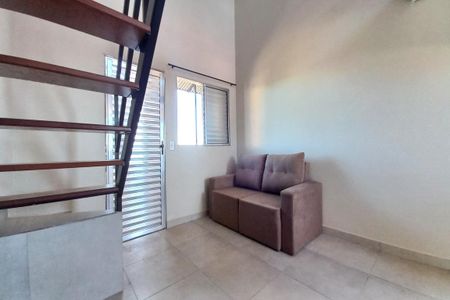 Sala  de kitnet/studio para alugar com 1 quarto, 30m² em Jardim dos Oliveiras, Campinas