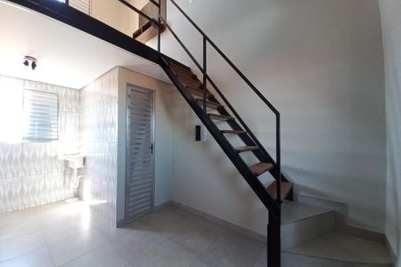 Sala de kitnet/studio para alugar com 1 quarto, 30m² em Jardim dos Oliveiras, Campinas