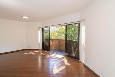 Apartamento para alugar com 189m², 4 quartos e 2 vagas Apartamento para alugar com 189m², 4 quartos e 2 vagasSala