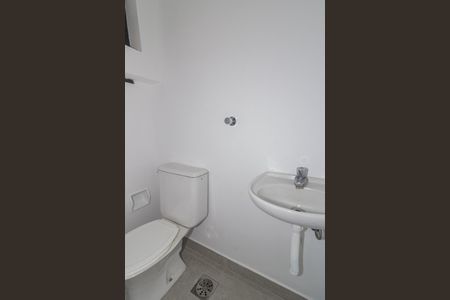 Apartamento para alugar com 189m², 4 quartos e 2 vagas Apartamento para alugar com 189m², 4 quartos e 2 vagasBanheiro de serviço