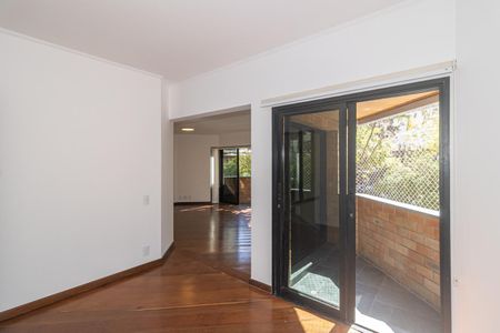 Apartamento para alugar com 189m², 4 quartos e 2 vagas Apartamento para alugar com 189m², 4 quartos e 2 vagasSala de Jantar