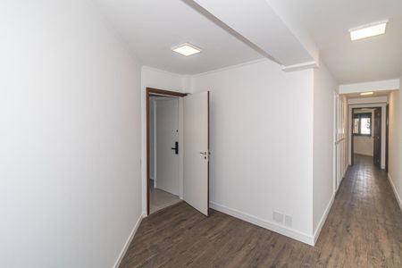 Apartamento para alugar com 189m², 4 quartos e 2 vagas Apartamento para alugar com 189m², 4 quartos e 2 vagasSala íntima