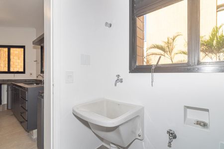 Apartamento para alugar com 189m², 4 quartos e 2 vagas Apartamento para alugar com 189m², 4 quartos e 2 vagasÁrea de Serviço