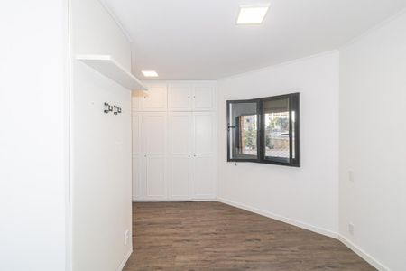 Apartamento para alugar com 189m², 4 quartos e 2 vagas Apartamento para alugar com 189m², 4 quartos e 2 vagasQuarto Suíte 1