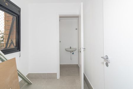 Área de Serviço de apartamento para alugar com 4 quartos, 189m² em Vila Uberabinha, São Paulo