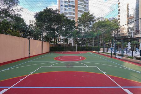 Apartamento para alugar com 244m², 4 quartos e 4 vagas