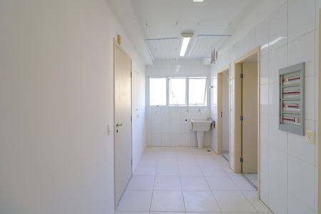 Apartamento para alugar com 244m², 4 quartos e 4 vagas