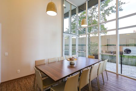 Apartamento para alugar com 244m², 4 quartos e 4 vagas