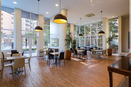 Apartamento para alugar com 244m², 4 quartos e 4 vagas