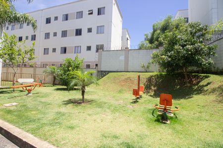 Apartamento à venda com 42m², 2 quartos e 1 vaga Apartamento à venda com 42m², 2 quartos e 1 vagaÁrea comum - Academia