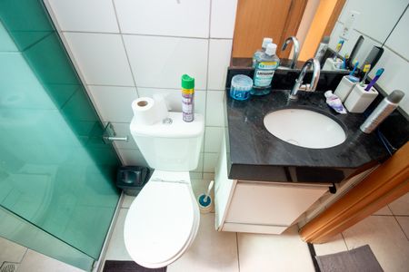 Apartamento à venda com 42m², 2 quartos e 1 vaga Apartamento à venda com 42m², 2 quartos e 1 vagaBanheiro Social