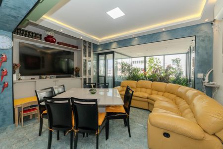 Sala de apartamento à venda com 3 quartos, 148m² em Bela Vista, São Paulo
