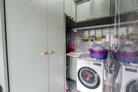 Apartamento à venda com 148m², 3 quartos e sem vaga Apartamento à venda com 148m², 3 quartos e sem vagaÁrea de Serviço
