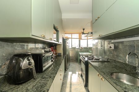 Apartamento à venda com 148m², 3 quartos e sem vaga Apartamento à venda com 148m², 3 quartos e sem vagaCozinha