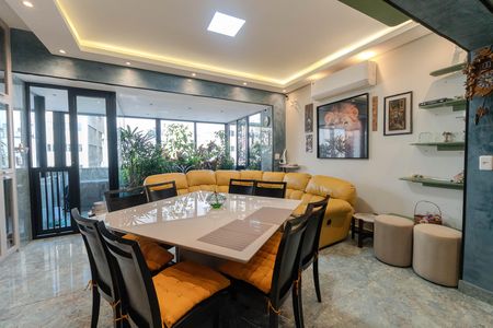 Sala de apartamento à venda com 3 quartos, 148m² em Bela Vista, São Paulo