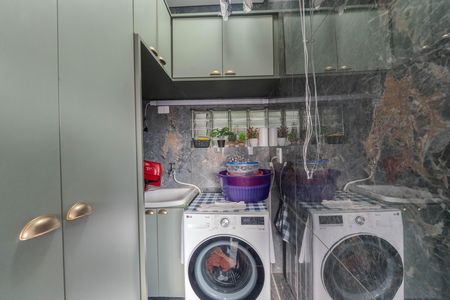 Apartamento à venda com 148m², 3 quartos e sem vaga Apartamento à venda com 148m², 3 quartos e sem vagaÁrea de Serviço