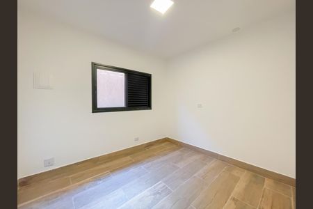 Quarto 2 de casa para alugar com 2 quartos, 100m² em Remédios, Osasco
