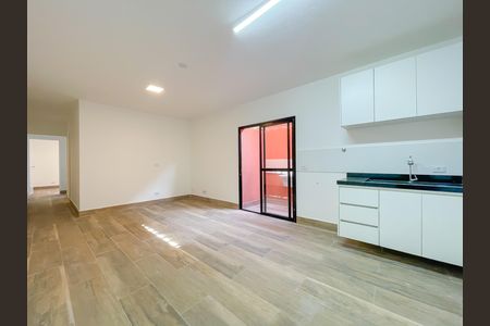 Sala e Cozinha de casa para alugar com 2 quartos, 100m² em Remédios, Osasco