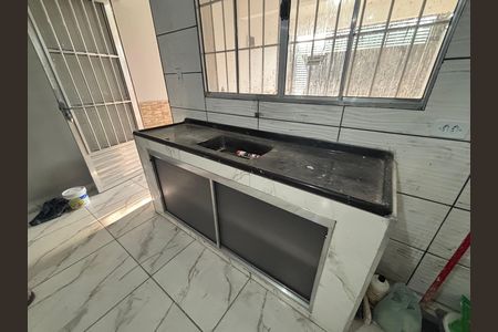 Cozinha  de casa para alugar com 3 quartos, 130m² em Vila Romanopolis, Ferraz de Vasconcelos