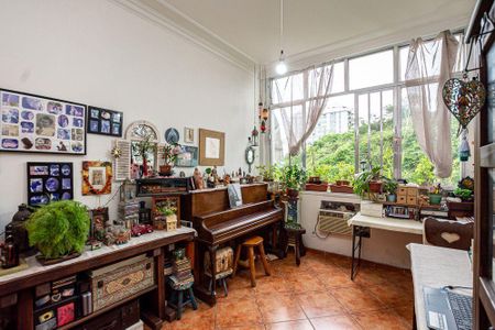 Apartamento à venda com 63m², 1 quarto e sem vaga