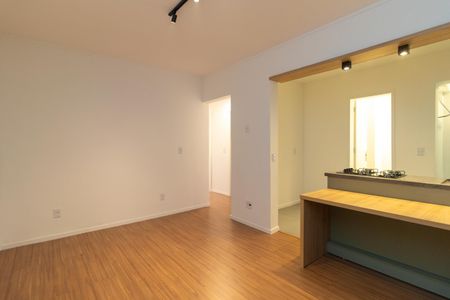 Sala de apartamento à venda com 2 quartos, 58m² em Centro Histórico, Porto Alegre