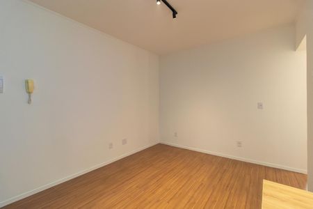 Sala de apartamento à venda com 2 quartos, 58m² em Centro Histórico, Porto Alegre