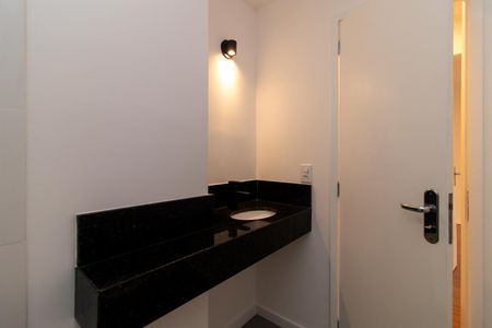 Apartamento à venda com 58m², 2 quartos e sem vaga Apartamento à venda com 58m², 2 quartos e sem vagaBanheiro
