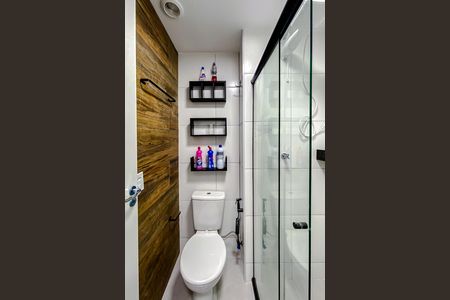 Apartamento para alugar com 34m², 2 quartos e sem vaga Apartamento para alugar com 34m², 2 quartos e sem vagaBanheiro