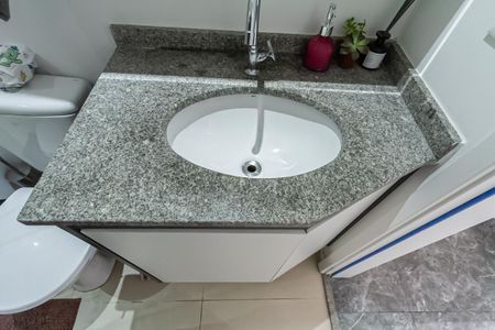 Apartamento à venda com 50m², 2 quartos e 1 vaga Apartamento à venda com 50m², 2 quartos e 1 vagaBanheiro