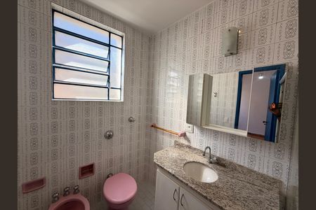 Apartamento para alugar com 105m², 3 quartos e 1 vaga Apartamento para alugar com 105m², 3 quartos e 1 vagaBanheiro