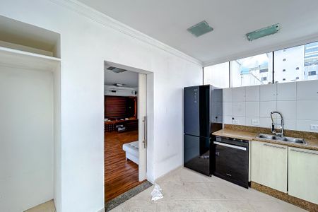 Apartamento para alugar com 180m², 4 quartos e 3 vagasCozinha