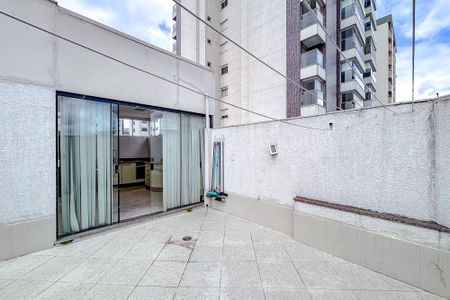 Apartamento para alugar com 180m², 4 quartos e 3 vagasÁrea externa