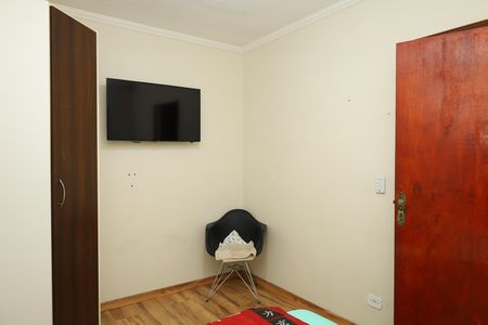 Quarto 2 de casa para alugar com 3 quartos, 150m² em Vila Carmosina, São Paulo