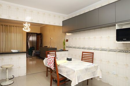 Casa à venda com 150m², 3 quartos e 2 vagasCozinha