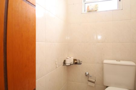 Casa à venda com 150m², 3 quartos e 2 vagasBanheiro 3