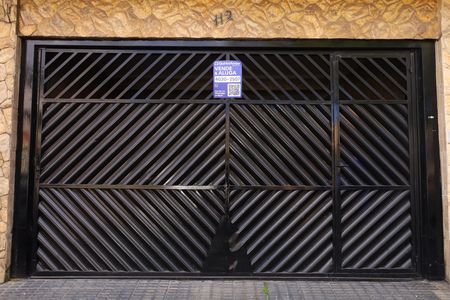 Casa à venda com 150m², 3 quartos e 2 vagasPlaca instalada no portão - Código YMAV-492