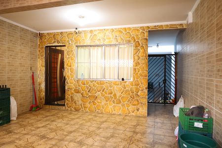 Casa à venda com 150m², 3 quartos e 2 vagasGaragem