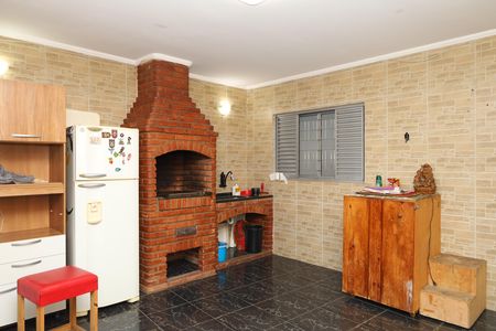 Casa à venda com 150m², 3 quartos e 2 vagasVaranda com churrasqueira