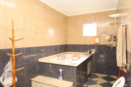 Casa à venda com 150m², 3 quartos e 2 vagasBanheiro 1 - Suíte