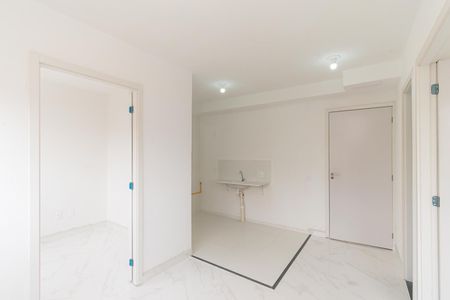 Sala de apartamento para alugar com 2 quartos, 32m² em Quinta da Paineira, São Paulo